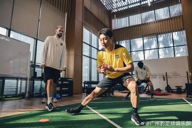 廖均健重返广州足球 助广州豹冲超圆梦