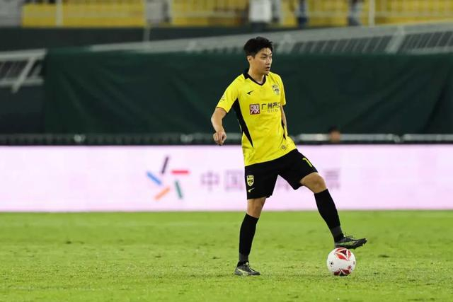 廖均健重返广州足球 助广州豹冲超圆梦