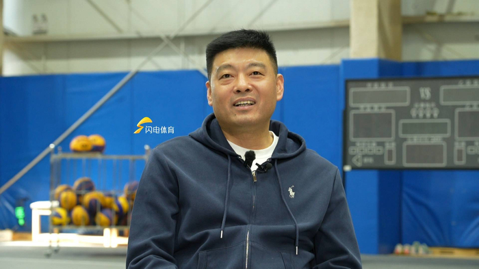 从拼命三郎到教练：刘震书写山东三人篮球新篇